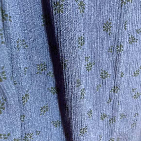 Liz Lange Maternity‎ tank medium - Picture 2 of 4